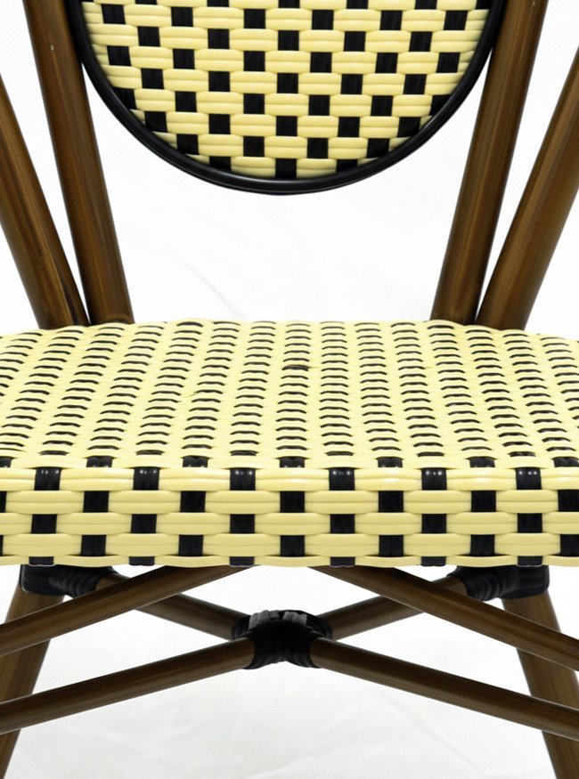 Silla Parisina de aluminio y ratán beige con reposabrazos - Addison