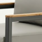 Sillón de aluminio antacita y madera - Novara