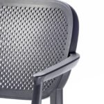 Silla de hostelería de tecnopolímero con reposabrazos gris- Berat