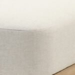 Otoman de madera y cojín beige para hosteleria - Tari